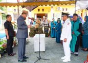 Bupati Touna Lantik Kepala Desa Antar waktu Desa Padang Tumbuo
