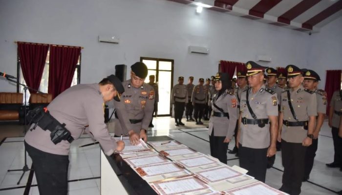 Kapolres Morowali Utara AKBP Imam Wijayanto Pimpin Upacara Sertijab