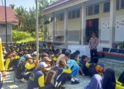 Maraknya Remaja Gunakan Lem FOX, Wakapolsek Ampana Kota Jumat Curhat Di Sekolah
