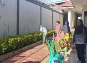 Warga Binaan Blok Wanita Lapas Ampana Gelar Bhakti Sosial Bersihkan Lingkungan Blok Hunian
