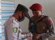 Kasubsatgas Dokes Periksa Kesehatan Personil PAM Gudang Logistik KPU Touna