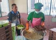 Kasi Binadik Lapas Ampana Kontrol Pembagian Makanan dan Kebersihan Dapur