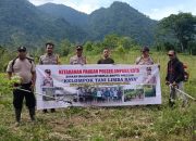 Polsek Ampana Kota Bersama Pemdes dan Warga Kerja Bakti Bersihkan Lahan Untuk Program Ketahanan Pangan