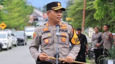 Pimpin Apel Kesiapan Pengamanan Pawai Takbir, Kapolres Touna Tekankan Laksanakan Tugas Dengan Ikhlas