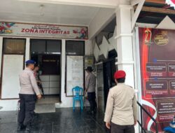 Tahapan Pilkada Akan Berakhir, Personil Jaga Kantor Penyelenggara Rutin Laksanakan Patroli 