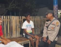 Bhabinkamtibmas Polsek Wakep, Aipda Rudi Totiso, Jalankan Patroli di Pelosok Desa Binaan Kepulauan