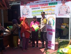 Polsek Ampana Tete Gelar Pasar Beras Murah, Warga Antusias Sambut Bantuan