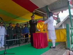 Kapolsek Ulubongka Pimpin Upacara Penurunan Bendera HUT ke-80 RI di Ulubongka
