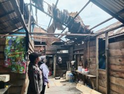 Kerugian Rp300 Juta Akibat Angin Puting Beliung di Walea Kepulauan, 12 Bangunan Rusak