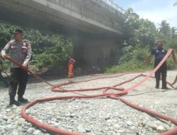 Api Bakar Tumpukan Kayu, Akses Vital Warga Ampana Kota Hampir Lumpuh