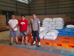Dukung Ketahanan Pangan, Polsek Ulubongka Serahkan 1,6 Ton Jagung ke Bulog