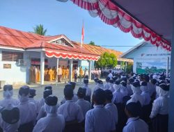 Polisi Jadi Pembina Upacara di SMP Ratolindo: Perangi Narkoba dan Bullying