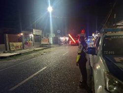 Satlantas Polres Touna Laksanakan Patroli Malam ‘Blue Light Patrol’ Guna Peningkatan Kamseltibcarlantas