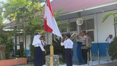 Sat Binmas Polres Touna Edukasi Siswa SMPN 2 Ampana Kota Soal Bahaya Narkoba dan Bullying