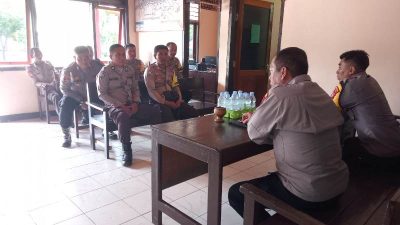 Kunci Jaga Citra Polri, SDM Polres Touna Perkuat Disiplin Personel Polsek Tojo dan Tojo Barat