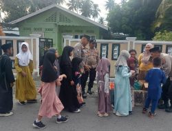 Bukan Hanya Penegak Hukum, Sat Binmas Touna Rajut Silaturahmi Lewat Pembagian Sarapan Gratis