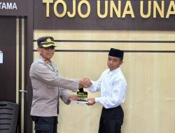 Juara Lomba Pidato SMP dan PBB SMA di Touna Diganjar Hadiah dan Uang Pembinaan