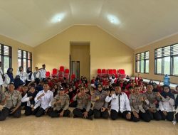Hangatnya Kehadiran Polisi di Sekolah Rakyat Kajulangko, Polres Touna Gelar ‘Jumat Berkah’ Penuh Makna