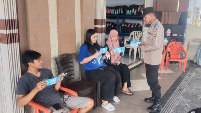 Polres Touna Kuatkan Kamseltibcarlantas Lewat Stiker