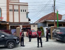 Ciptakan Rasa Aman, Polres Touna Terjunkan Personel Amankan Misa Minggu Pagi