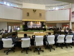 Hadiri Paripurna DPRD, Wakapolres Touna Tegaskan Dukungan Polri Terhadap Implementasi Perda Baru