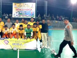 Tendangan Perdana Wakapolres Touna Tandai Dimulainya Turnamen Futsal Ramadhan SKILL CUP II