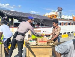 Polisi Penolong di Pesisir, Satpolairud Touna Bantu Nelayan dan Edukasi Kamtibmas