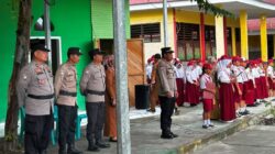 Kasat Binmas Polres Tojo Una-Una Beri Pembinaan Karakter kepada Siswa SDN 1 Ratolindo