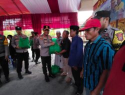 Kapolres Touna Dampingi Kunjungan Kerja Kapolda Sulteng di Polsek Tojo, Serahkan 100 Paket Sembako