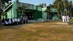 Jadi Pembina Upacara, Kasat Binmas Touna Ingatkan Bahaya Bullying