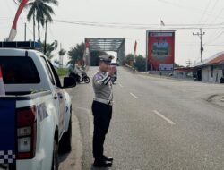 Satlantas Polres Touna Pantau Arus Lalu Lintas Lewat Blue Light Patrol