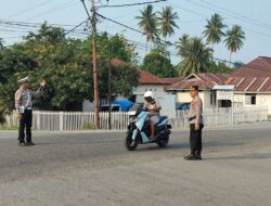 Tindaklanjuti Program Kapolri, Wakapolres Touna Turun ke Jalan Atur Lalin di Kota Ampana