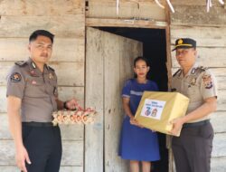 Sambut HUT Humas Polri ke-75, Sihumas Polres Touna Salurkan Bansos Sembako untuk Warga Kurang Mampu