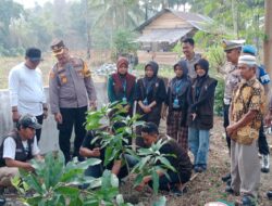Cegah Karhutla dan Perubahan Iklim, Polres Tojo Una-Una Ciptakan Green Policing